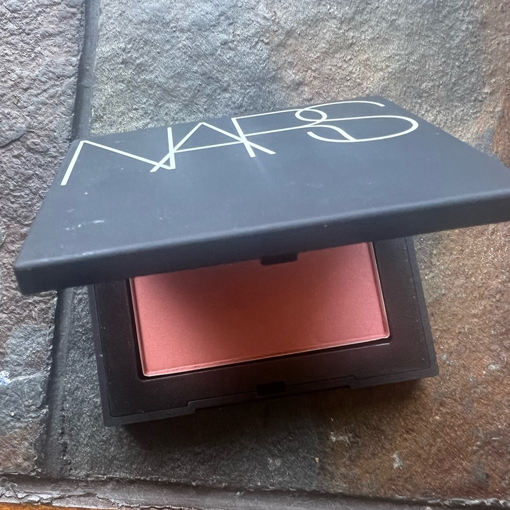 NARS Blush in Soft Coral (deep throat) NEW